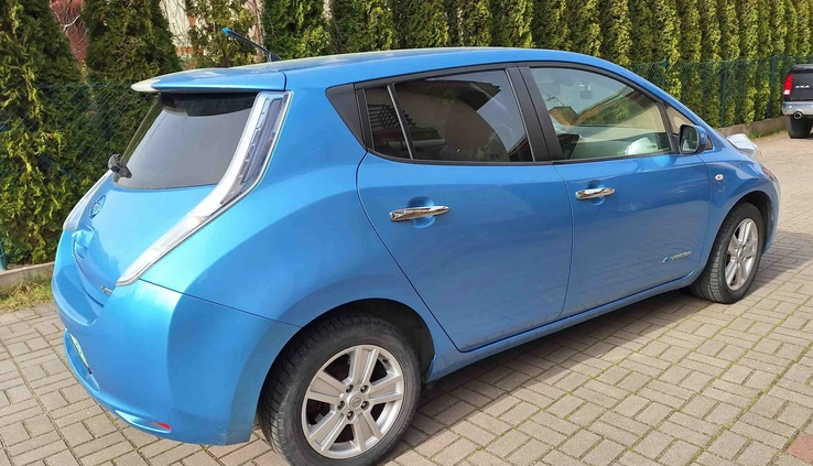 Nissan Leaf cena 29000 przebieg: 108600, rok produkcji 2013 z Gdańsk małe 121